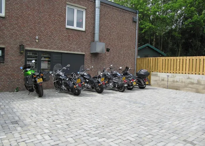 Herberg Hotel Valkenburg فندق *