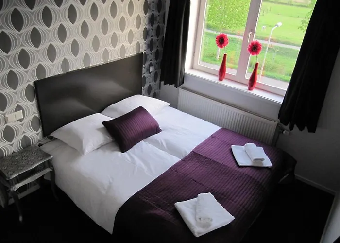 Herberg Hotel Valkenburg فندق *